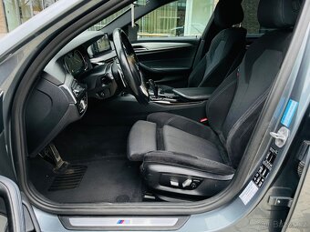 BMW Řada 5 530i G30 XDRIVE 185KW AUT LED M-PAKET SERVISKA - 11