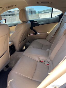 Lexus IS250 - 11