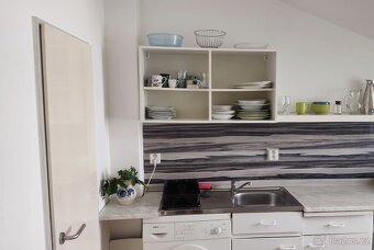 K. Vary OV 1+1 v Ondřejské 24m2 - 11