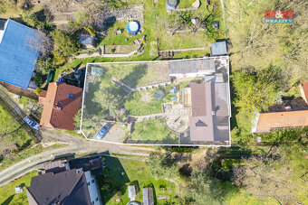 Prodej dvougeneračního rodinného domu, 140 m², Lojovice - 11