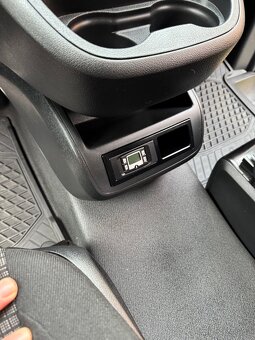 Mercedes Vito 119 Bluetec 4x4 - 11