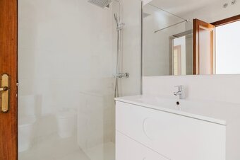 Pronájem bytu 3+kk – 77 m² - 11