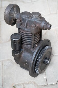 Náhradní díly Zetor 25 - 11