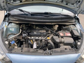 Hyundai i20 1.2 63 kw - vysoký nájezd - 11
