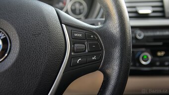BMW Řada 3, 330d 190kW xDrive LuxuryLine - 11