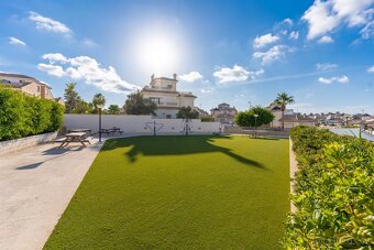 Prodej bytu 3+1 60 m² Alicante, Španělsko - 11