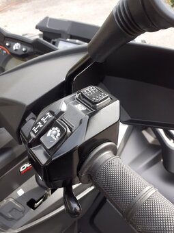 Can-am Outlander Max 1000 XTP ABS - 11