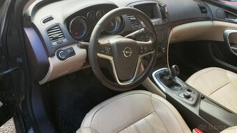 Opel Insignia 2.0 CDTi 118 kW, kombi - 11