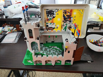 LEGO Castle 6081 King's Mountain Fortress +návod - 11