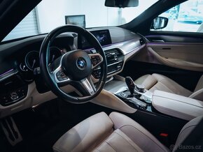 BMW 540i xDrive M-Paket 250 kW DPH - 11