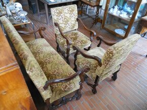 Vyřezávané sezení dvě křesla a sofa - 11
