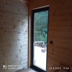 PRODÁM NOVÝ DŘEVĚNÝ  MODULOVÝ DŮM 12x4,3 - 11