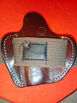 Kožená taška, opasky 2 ks a pouzdro na zbraň zn. LOBO - 11