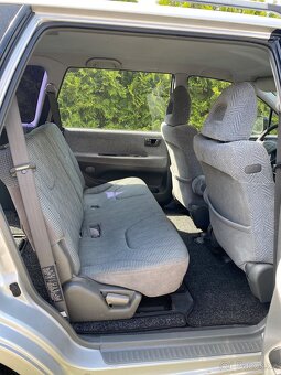 Mitsubishi Space Wagon 2.4i 108kw rok 1999 STK 4/2027 7.míst - 11