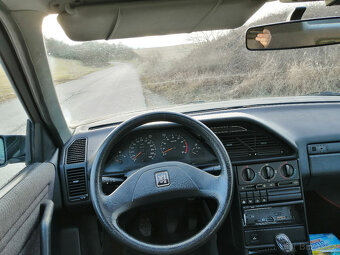 Peugeot 605 2.0i 90kw r.v. 1992 , najeto 168000km - 11
