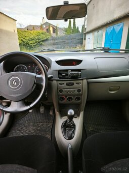 Renault Thalia  2010 - 11