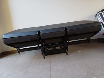 Prodám zadní troj sedačku VW T6, T6.1, třetí řada - 11