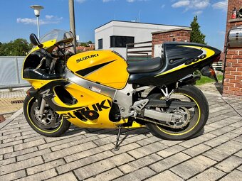 Suzuki GSX-R 600 ,ČR nová, první majitel 49.000km - 11