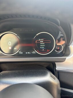 BMW 650i xDrive Cabrio  – 330 kW V8, top výbava - 11