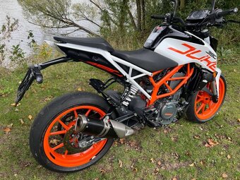 KTM 390 Duke - 11