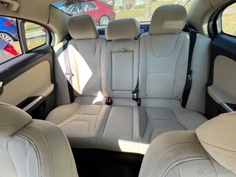 Volvo s60 - 11