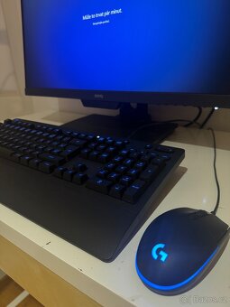 KOMPLETNÍ PC SESTAVA + grafický monitor - 11