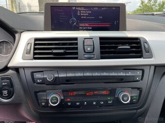 BMW 3 2.0 d Touring Navi,CarPlay - 11