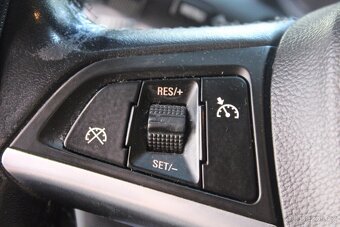 Opel Astra J 1.7CDTI 2011 - 11