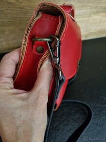 Dámská kožená kabelka - 11