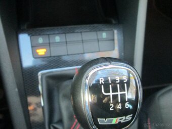 Škoda Octavia III RS 169KW manuál 93000km Navi Full Led 1.ma - 11