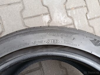 245/45/17 letní pneu hankook - 11