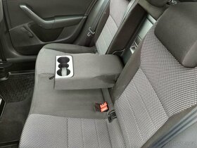 ŠKODA OCTAVIA  COM 4x4 III 1,6 TDi,77 KW,NAVIG,ESP,KLIMA,ČR. - 11
