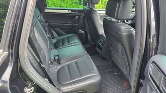 VW Touareg 3.0TDi     ■   PĚKNÝ VŮZ - 11
