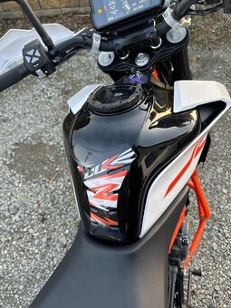 Ktm duke 390 - 11
