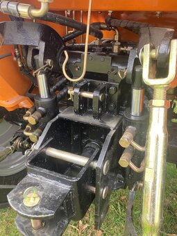 Traktor TIGER 504 - 11