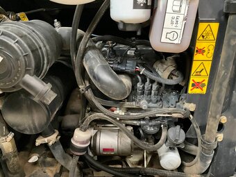 BAGR BOBCAT E 17 - 11