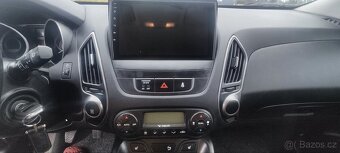 Hyundai ix35 - 11