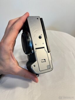 Fujifilm X-T5 tělo - stříbrná + příslušenství - 11