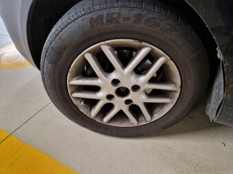 Hyundai Accent 1.4i, r. 2007, pojízdný, nová STK - 11