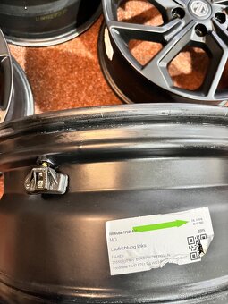 5x112 R17 MG ZS EV - originál hliníkové disky - 11