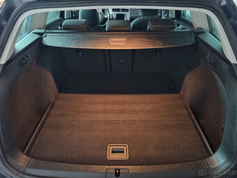 VW Golf 7 Variant 1.2 TSi 81kW akční výbava Lounge - 11
