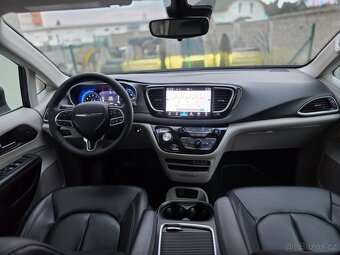 Chrysler Pacifica 3.6L V6 7 miest Radar DPH 2023 - 11
