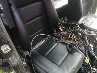 Prodej, náhradní díly Mercedes-Benz C E200 - 11