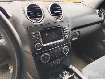 Mercedes ML320 CDi 4-Matic 165kW rok 2006 - 11