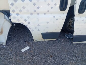 PEUGEOT BOXER, CITROEN JUMPER, FIAT DUCATO DVEŘE Z RV 2017 - 11