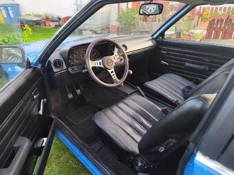 Opel Manta B, rok 1979, plně funkční a pojízdné - 11