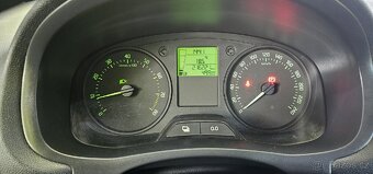 ŠKODA FABIA 2 KOMBI 1.4 16V 63KW NOVÁ V ČR 2014 - 11