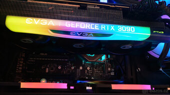 EVGA GeForce RTX 3090 FTW3 ULTRA GAMING 24 GB - 11