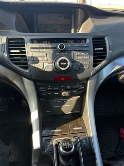 Honda Accord 2.2 i-DTEC - 11