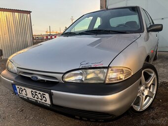 Ford Mondeo 1.8i automat - 11